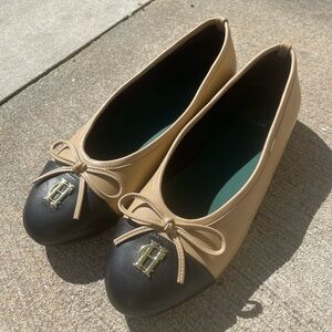Chic Tan and Black Women's Flats